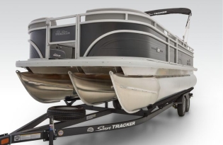 Best Pontoon Boat, Sun Tracker Pontoon Boats, New Pontoon Boat, Used Pontoon Boat, Pontoon Boat For Sale, Pontoon Boat For Sale by Owner, Best Boat Saskatchewan, Best Boat Prince Albert, Best Boat British Columbia, Best Boat Okanagan, Best Boat Alberta, Best Boat Manitoba, Pontoon Boat For Sale Near Me, Pontoon Boat For Sale by Owner,  MinnKota, Lowrance, Mercury Marine,Avalon, Sunchaser, Princecraft, Pontoon Boat-Auto Trader, Pontoon Boat-Kijiji, Boat For Sale-Facebook Marketplace