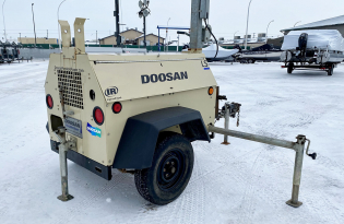 Used LS Doosan Light Towers Exclusive Auto Marine