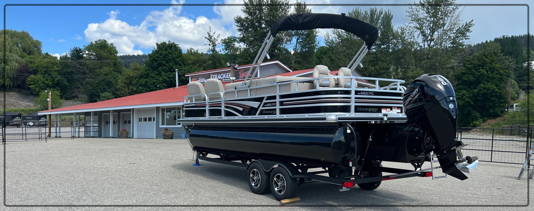 pontoon boat, 2023 Ranger Reata 223 Fish and Cruise, Exclusive Auto Marine, power boat, outboard motor, Mercury Marine