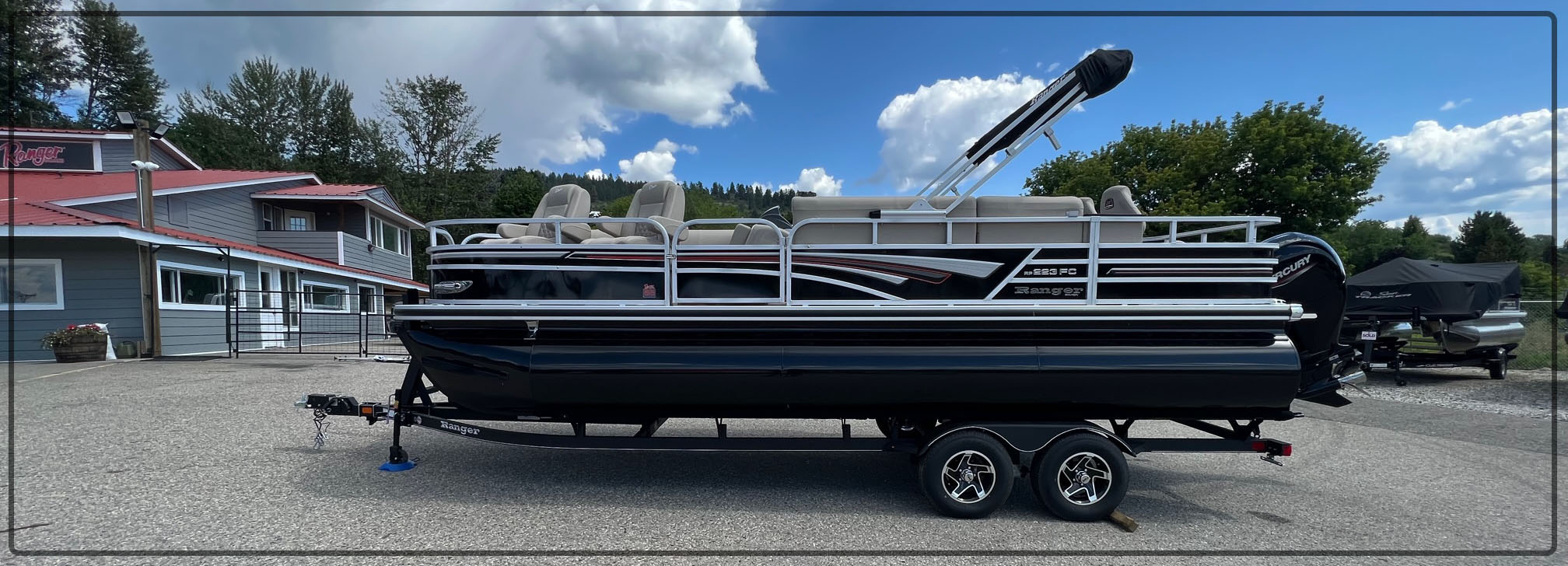 pontoon boat, 2023 Ranger Reata 223 Fish and Cruise, Exclusive Auto Marine, power boat, outboard motor, Mercury Marine