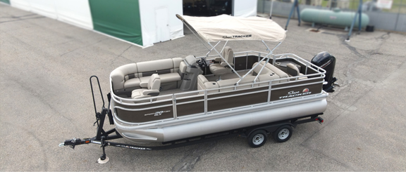 Best Pontoon Boat, Sun Tracker Pontoon Boats, New Pontoon Boat, Used Pontoon Boat, Pontoon Boat For Sale, Pontoon Boat For Sale by Owner, Best Boat Saskatchewan, Best Boat Prince Albert, Best Boat British Columbia, Best Boat Okanagan, Best Boat Alberta, Best Boat Manitoba, Pontoon Boat For Sale Near Me, Pontoon Boat For Sale by Owner, MinnKota, Lowrance, Mercury Marine,Avalon, Sunchaser, Princecraft, Pontoon Boat-Auto Trader, Pontoon Boat-Kijiji, Boat For Sale-Facebook Marketplace