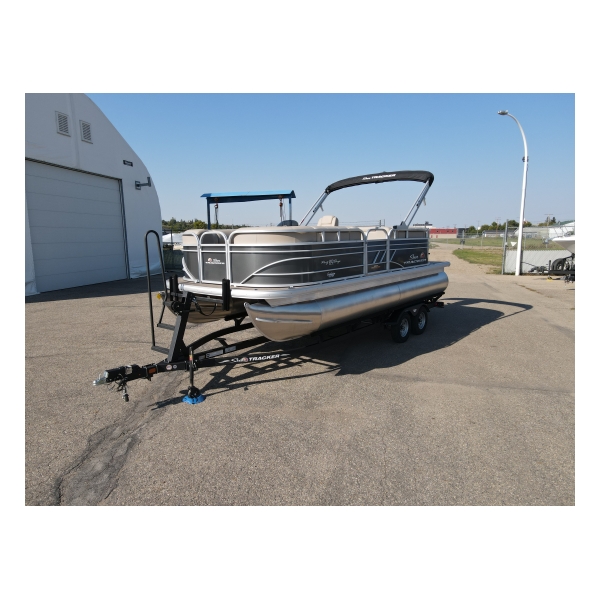 Best Pontoon Boat, Sun Tracker Pontoon Boats, New Pontoon Boat, Used Pontoon Boat, Best Family Boat, Best Priced Boat, Best Boat Brands, Top Boat Brands, Top 10 Pontoon Boats, Top 10 Sale Priced Pontoon Boats, Pontoon Boat For Sale, Best Boat Saskatchewan, Best Boat Prince Albert,  Best Boat British Columbia, Best Boat Okanagan, Best Boat Alberta, Pontoon Boat For Sale Near Me, MinnKota, Lowrance, Mercury Marine, Yamaha, Lund, Sylvan, SmokerCraft, Crestliner, Avalon, Sunchaser, Princecraft