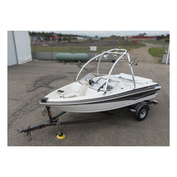 used bowrider boat, 2009 Larson 180, fiberglass boat, powerboat, stern drive, Volvo Penta
