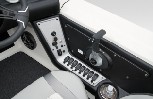 fiberglas fishing boat, 2023 Triton 186 ALLURE Fish and Ski, Exclusive Auto Marine. power boat, outboard motor, Mercury Marine
