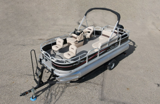 used pontoon boats, 2017 SunTracker Bass Buggy 18 DLX, Exclusive Auto Marine, power boat, outboard motors, Mercury marine