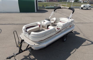 Used Pontoon Boat, Sun Tracker Pontoon Boats, New Pontoon Boat, Used Pontoon Boat for sale, boat dealership near me, Best Priced Boat, Best Boat Brands, Top Boat Brands, Top 10 Pontoon Boats, Top 10 Sale Priced Pontoon Boats, Pontoon Boat For Sale near me, Best Boat Saskatchewan, Best Boat Prince Albert,  Best Boat British Columbia, Best Boat Okanagan, Best Boat Alberta, Pontoon Boat For Sale Near Me, MinnKota, Lowrance, Mercury Marine, Yamaha, Lund, Sylvan, SmokerCraft, Crestliner, Avalon, Sunchaser, Princ