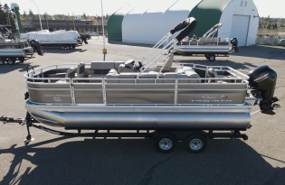 Best Pontoon Boat, Sun Tracker Pontoon Boats, New Pontoon Boat, Used Pontoon Boat, Best Family Boat, Best Priced Boat, Best Boat Brands, Top Boat Brands, Top 10 Pontoon Boats, Top 10 Sale Priced Pontoon Boats, Pontoon Boat For Sale, Best Boat Saskatchewan, Best Boat Prince Albert,  Best Boat British Columbia, Best Boat Okanagan, Best Boat Alberta, Pontoon Boat For Sale Near Me, MinnKota, Lowrance, Mercury Marine, Yamaha, Lund, Sylvan, SmokerCraft, Crestliner, Avalon, Sunchaser, Princecraft