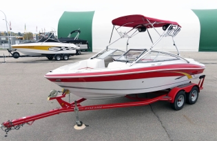 used bowrider boat for sale near me, used fiberglass boat for sale near me, used bowrider boat for sale Prince Albert, used fiberglass boat for sale Prince Albert, used bowrider boat for sale Saskatchewan, boat dealer near me, Top Boat Brands, Top 10 Bowrider Boat, Top 10 Sale Priced Fiberglass Boat, Used bowrider Boat For Sale, Used fiberglass Boat For Sale