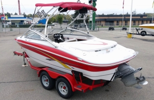 used bowrider boat for sale near me, used fiberglass boat for sale near me, used bowrider boat for sale Prince Albert, used fiberglass boat for sale Prince Albert, used bowrider boat for sale Saskatchewan, boat dealer near me, Top Boat Brands, Top 10 Bowrider Boat, Top 10 Sale Priced Fiberglass Boat, Used bowrider Boat For Sale, Used fiberglass Boat For Sale