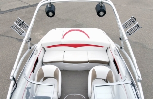 used bowrider boat for sale near me, used fiberglass boat for sale near me, used bowrider boat for sale Prince Albert, used fiberglass boat for sale Prince Albert, used bowrider boat for sale Saskatchewan, boat dealer near me, Top Boat Brands, Top 10 Bowrider Boat, Top 10 Sale Priced Fiberglass Boat, Used bowrider Boat For Sale, Used fiberglass Boat For Sale