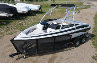 2015 Crownline 21 SS Pre-owned boat Exclusive Auto Marine  used bowrider boat  fiberglass boat
