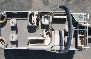 used pontoon boat, 2015 Sun Tracker Fishin' Barge 22 XP3, power boat. outboard motors, Mercury marine
