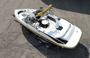 used bowrider boat 2009 Rinker Captiva 226 Exclusive Auto Marine, Pre-owned Boats, power boat, fiberglass boat, 