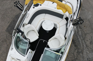 used bowrider boat 2009 Rinker Captiva 226 Exclusive Auto Marine, Pre-owned Boats, power boat, fiberglass boat, 