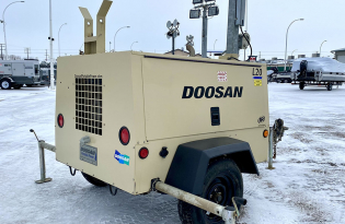 Used L20 Doosan Light Towers Exclusive Auto Marine