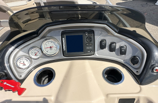 used pontoon boat, 2015 Sun Tracker Fishin' Barge 22 XP3, power boat. outboard motors, Mercury marine