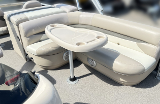 used pontoon boat, 2015 Sun Tracker Fishin' Barge 22 XP3, power boat. outboard motors, Mercury marine