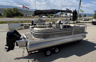 Best Pontoon Boat, Sun Tracker Pontoon Boats, Pontoon Boats, New Pontoon Boat, TRITOON BOAT, Used Pontoon Boat, Best Family Boat, Best Priced Boat, Top Boat Brands, Top 10 Pontoon Boats, Top 10 Sale Priced Pontoon Boats, Pontoon Boat For Sale, Saskatchewan Boat Dealer, Prince Albert Boat Dealer, British Columbia Boat Dealer, Okanagan Boat Dealer, Alberta Boat Dealer, Pontoon Boat For Sale Near Me, Mercury Marine, Yamaha, Lund, Sylvan, SmokerCraft, Crestliner, Avalon, Sunchaser, Princecraft