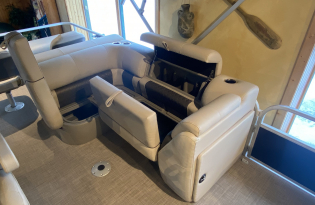 pontoon boat 2022 Suntracker SportFish 22 Exclusive Auto Marine  power boat outboard motor
