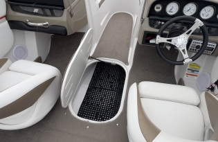used bowrider boat for sale near me, used fiberglass boat for sale near me, used bowrider boat for sale Prince Albert, used fiberglass boat for sale Prince Albert, used bowrider boat for sale Saskatchewan, boat dealer near me, Top Boat Brands, Top 10 Bowrider Boat, Top 10 Sale Priced Fiberglass Boat, Used bowrider Boat For Sale, Used fiberglass Boat For Sale