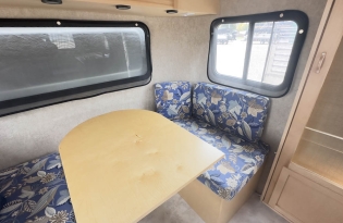 used boler travel trailer, Boler trailer, fiberglass trailer, molded trailer, lightweight trailer, vintage camper, "egg on wheels", Winnipeg-made trailer