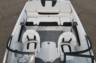 used boat 2017 Tahoe 500 TF Fiberglass Bowrider Runabouts Pre-owned Boats Exclusive Auto Marine inboard motor fishing boat