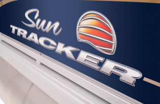 2023 Suntracker Bass Buggy 18 DLX, Exclusive Auto Marine, fishing pontoon boat, power boat, outboard motor, mercury marine 