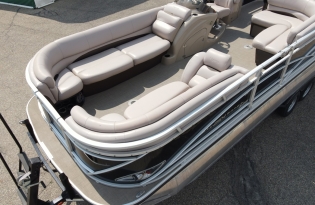 Best Pontoon Boat, Used Pontoon Boat, Sun Tracker Pontoon Boats, Pontoon Boats, New Pontoon Boat, Used Pontoon Boat, Best Family Boat, Best Priced Boat, Top Boat Brands, Top 10 Pontoon Boats, Top 10 Sale Priced Pontoon Boats, Pontoon Boat For Sale, Saskatchewan Boat Dealer, Prince Albert Boat Dealer, British Columbia Boat Dealer, Okanagan Boat Dealer, Alberta Boat Dealer, Pontoon Boat For Sale Near Me, MinnKota, Lowrance, Mercury Marine, Yamaha, Regency, Lund, Sylvan, SmokerCraft, Crestliner, Sunchaser, 