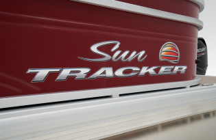 Best Pontoon Boat, Sun Tracker Pontoon Boats, New Pontoon Boat, Used Pontoon Boat, Pontoon Boat For Sale, Pontoon Boat For Sale by Owner, Best Boat Saskatchewan, Best Boat Prince Albert, Best Boat British Columbia, Best Boat Okanagan, Best Boat Alberta, Best Boat Manitoba, Pontoon Boat For Sale Near Me, Pontoon Boat For Sale by Owner,  MinnKota, Lowrance, Mercury Marine,Avalon, Sunchaser, Princecraft, Pontoon Boat-Auto Trader, Pontoon Boat-Kijiji, Boat For Sale-Facebook Marketplace